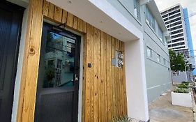 La Buena Vida Inn